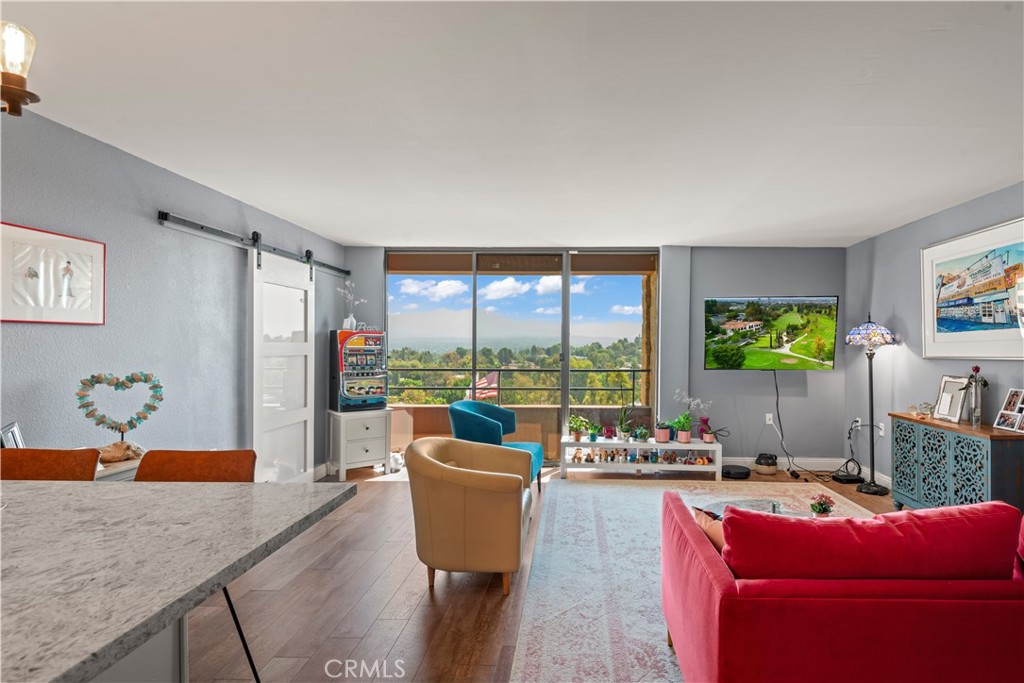 24055 W Paseo Del Lago 962