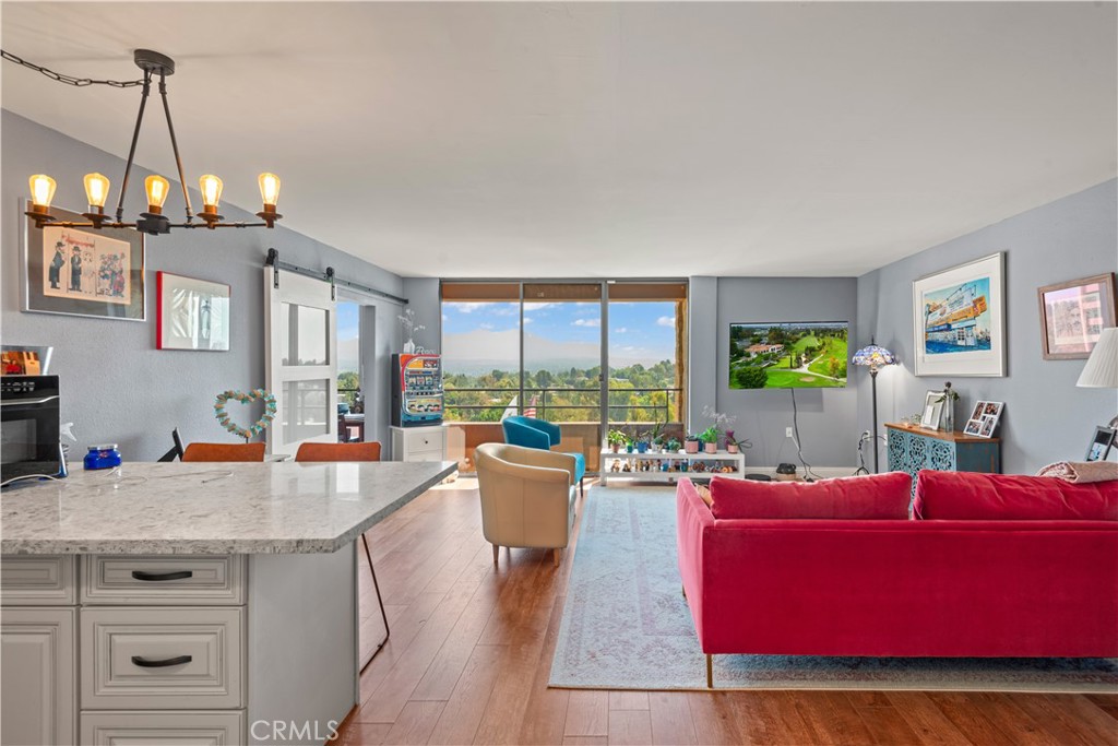 24055 W Paseo Del Lago 962