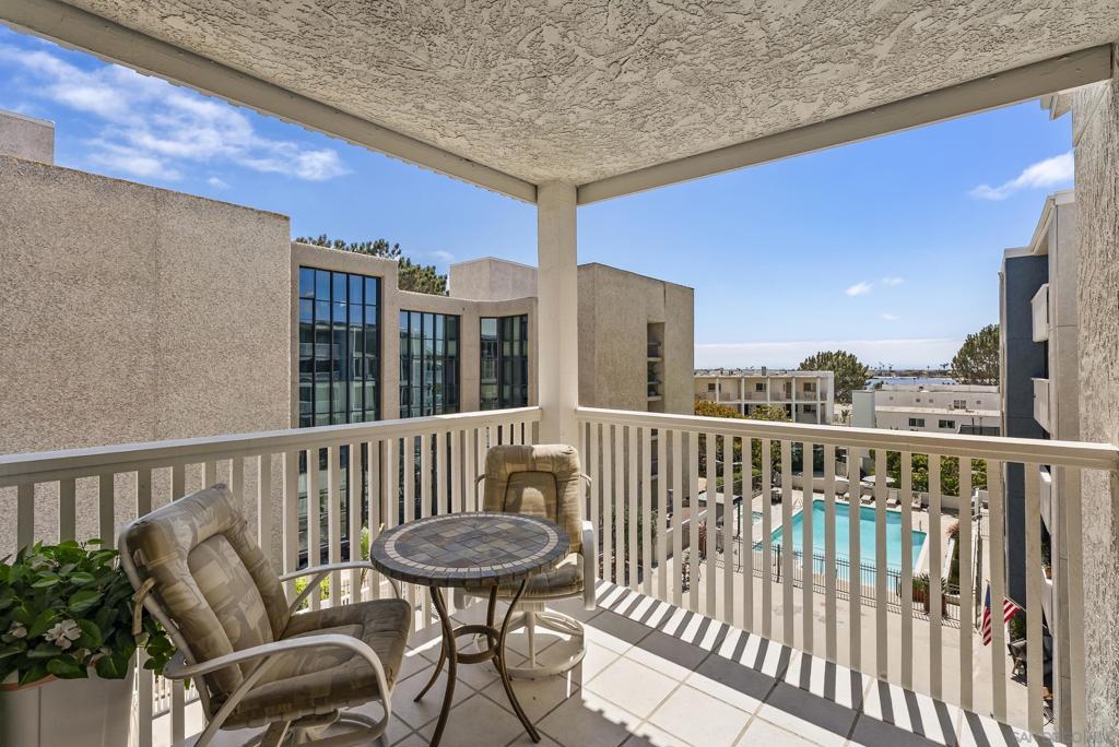 Pacific Beach - Residential