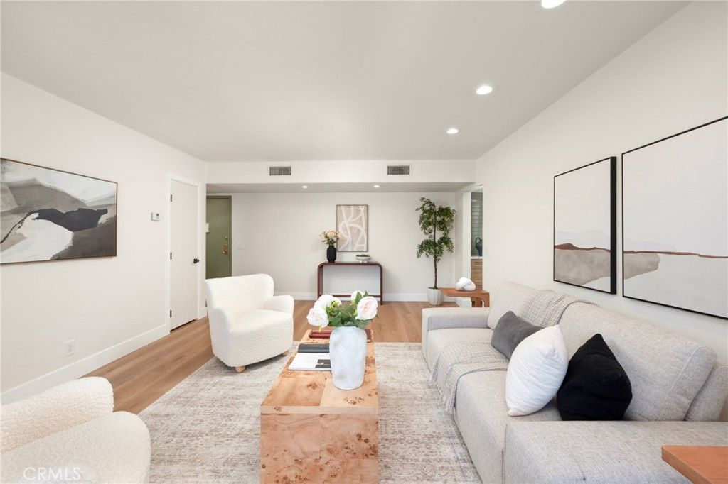 Photo of 1010 Palm Avenue #207, West Hollywood, CA 90069 (MLS # WS25251760)