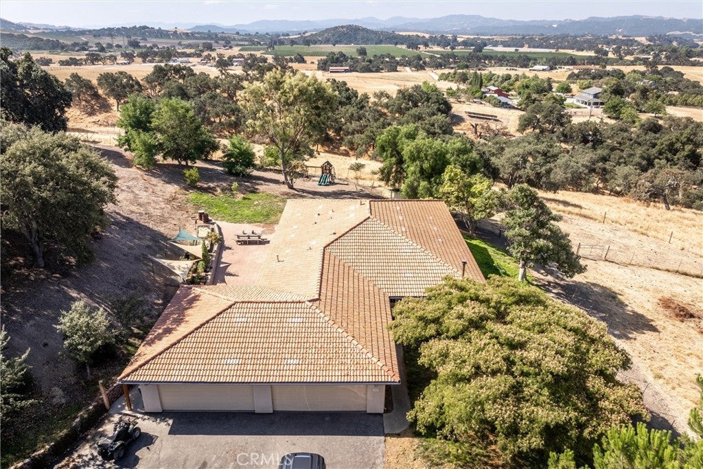 1220 Pina Selva Place
