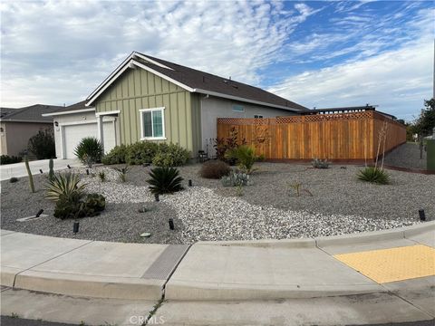 Photo of 1579 Oakwood Dr, Orland, CA 95963 (MLS # SN25272782)
