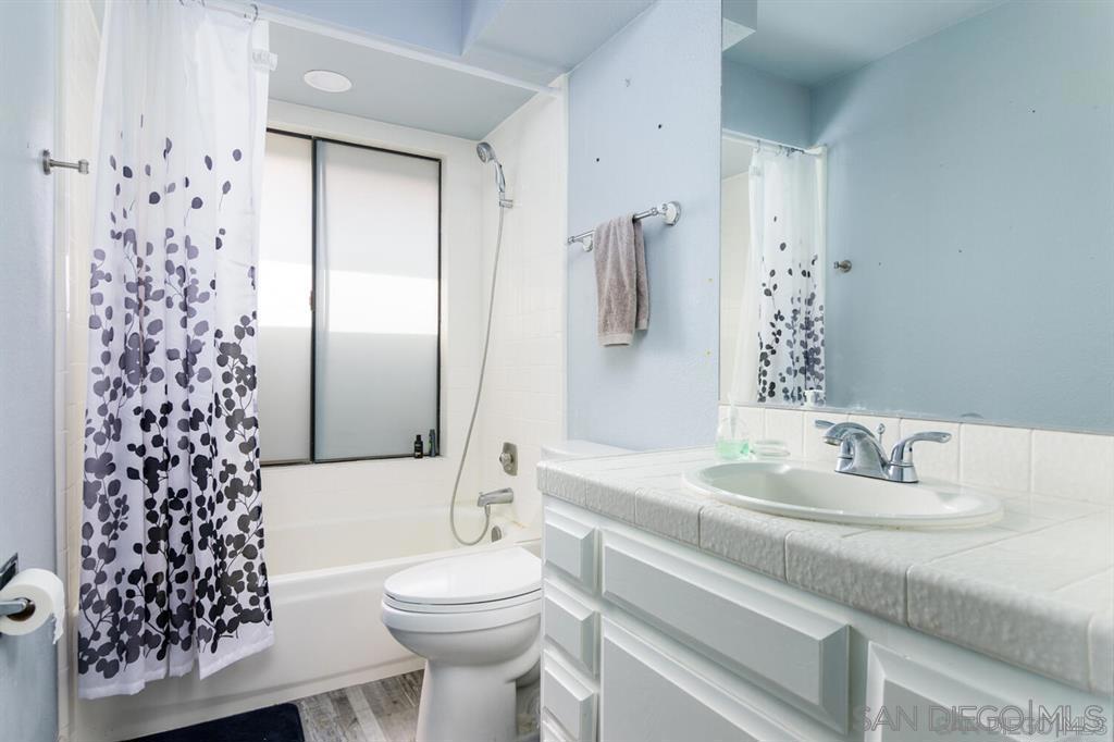 Del Cerro - Residential