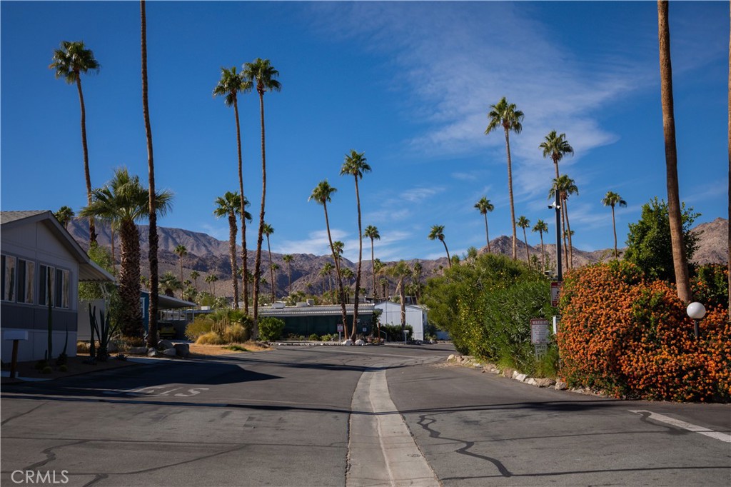 Silver Spur Mobile (32339) - Manufactured In Park