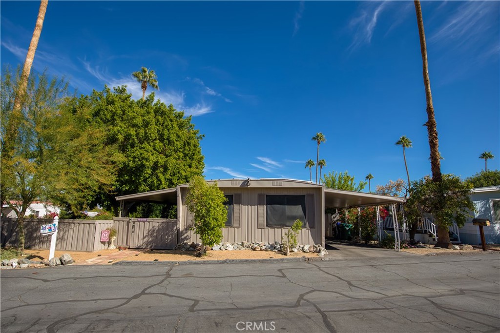 Silver Spur Mobile (32339) - Manufactured In Park