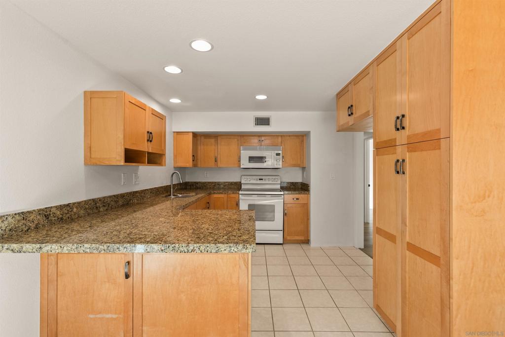 Paradise Hills - Residential