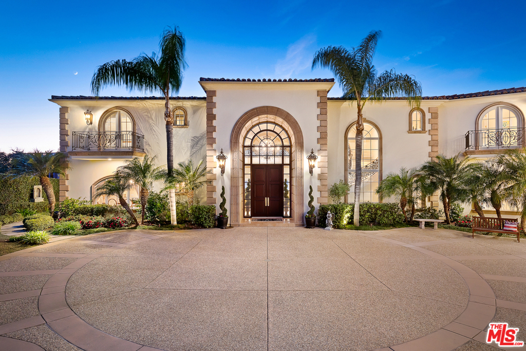 Serenely perched on a private bluff above the Pacific Ocean, this exceptional first time to market La Jolla Farms estate blends world-renowned design, unobstructed ocean views, and absolute privacy to create a striking, yet idyllic retreat. Masterfully designed, meticulously constructed, exuding contemporary class and grandeur, this estate boasts cinematic ocean and coast views from every room, while soaring windows and abundant natural light amplify the elegant living spaces. This original owner gated Mediterranean estate invites easy enjoyment of its many remarkable amenities. The home features a 2-story home gym, custom office, extensive game room/lounge, and a spacious garage that would impress any car enthusiast. The sprawling patio/yard is an entertainer's paradise, including built in BBQ and bar, custom designed pool/spa, multiple fire pits/features, luscious lounge/garden, and countless sitting areas all with front row views of the Pacific Ocean.