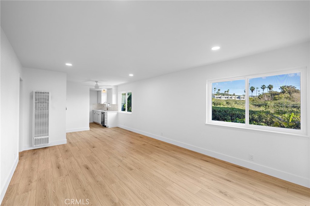 213 Avenida Lobeiro A