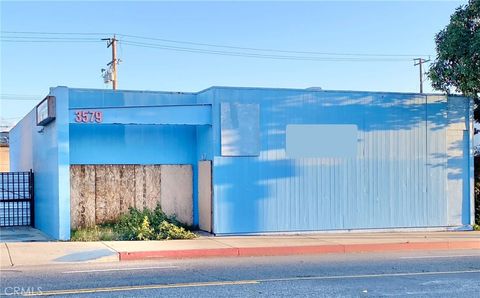 Photo of 3579 Gage Avenue, Bell, CA 90201 (MLS # DW26067312)