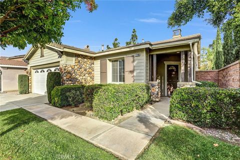 Photo of 17108 Red Ash Court, Fontana, CA 92337 (MLS # CV25255060)