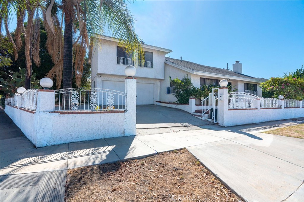 Properties 3 1100 S ETHEL Avenue