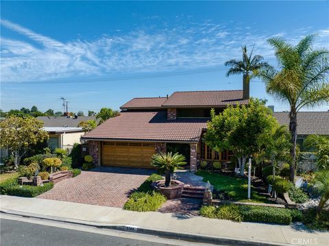 5144 Meadow Wood Avenue Lakewood CA 90712