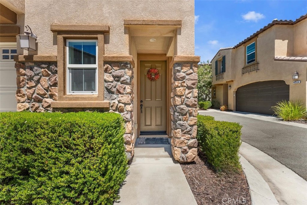 40542 Calla Lilly Street