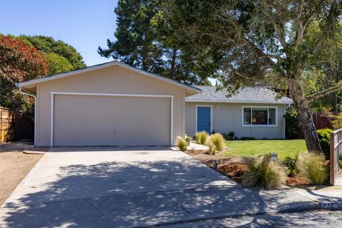 3022 Westwood Court Marina CA 93933