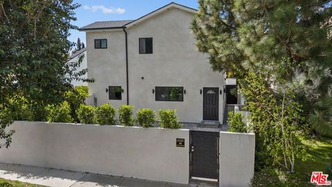 Photo of 6245 Mclaren Avenue, Woodland Hills, CA 91367 (MLS # 26657791)