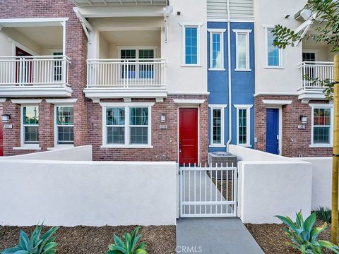 6989 Cottonwood Buena Park CA 90621