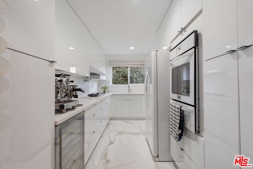 Photo of 1327 Stanford Street #3, Santa Monica, CA 90404 (MLS # 25573841)