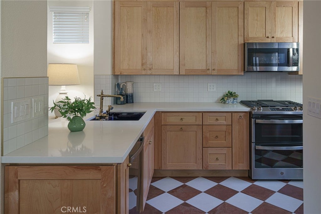 17 Oatfield Farm, Ladera Ranch CA 92694 - Photo 20