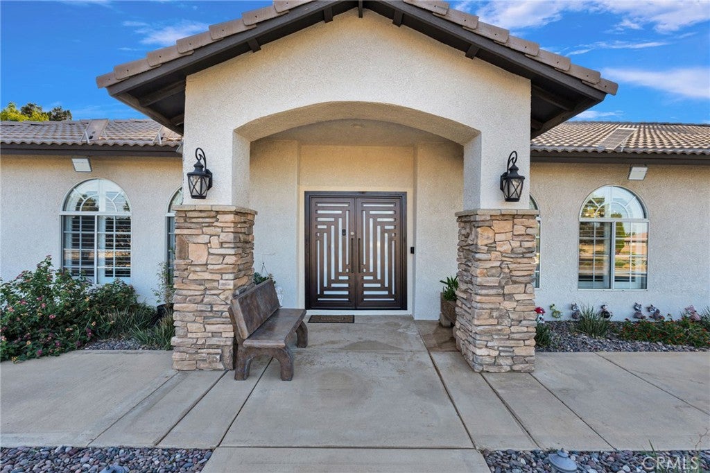 6980 Oak View Court