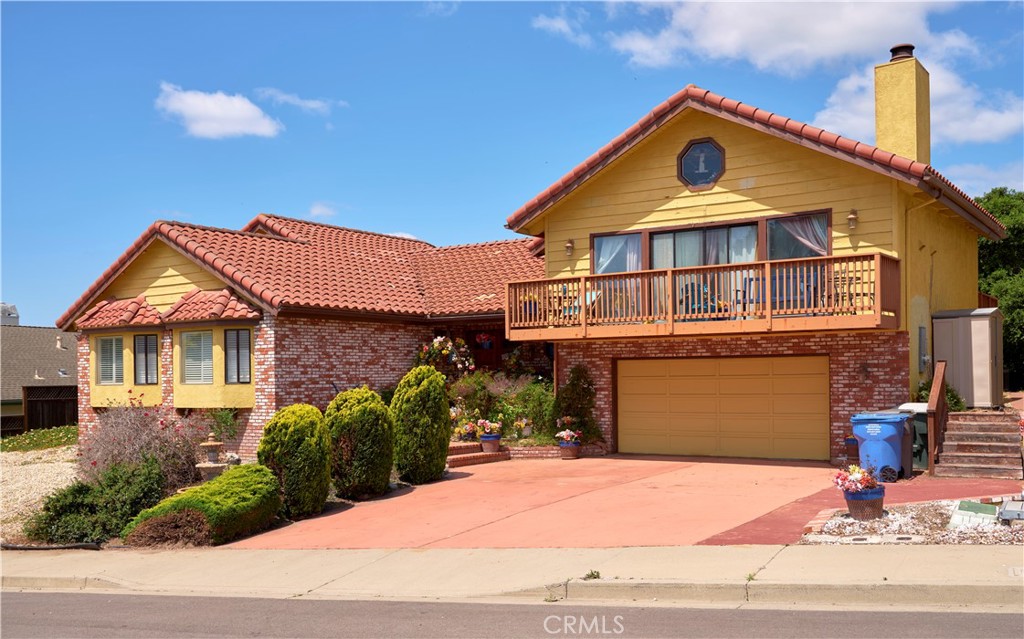 1027 Acorn Drive