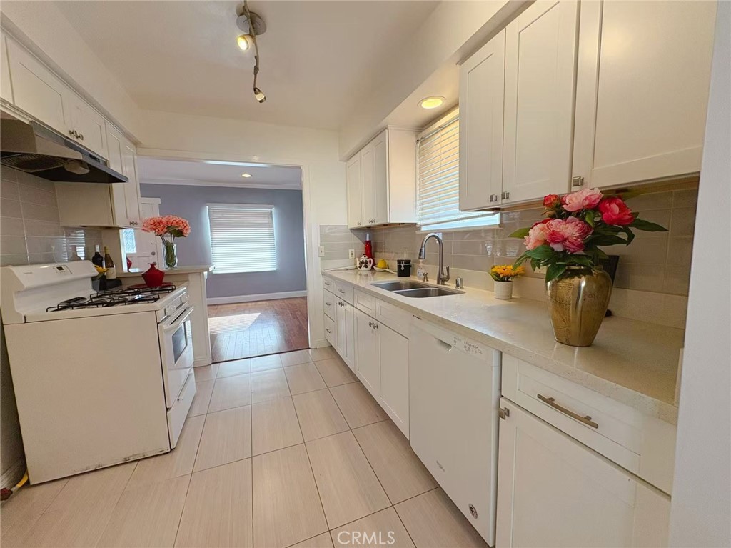 Properties 3 3721 2nd Avenue