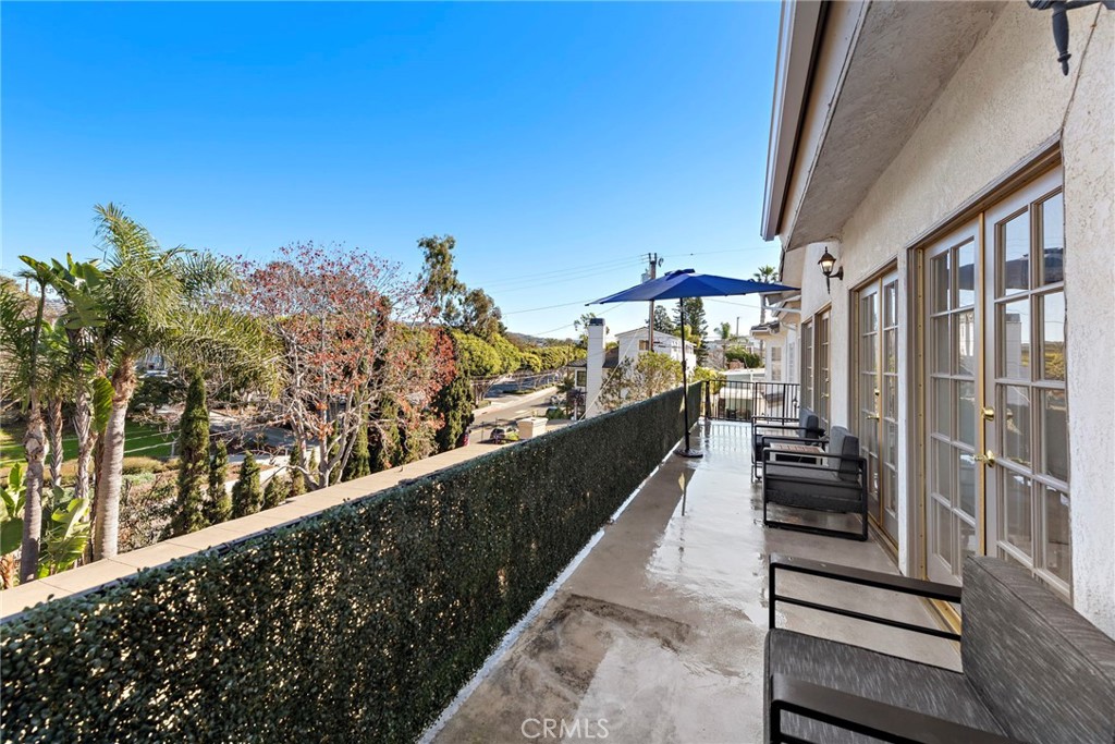 Corona del Mar South of PCH (CDMS) - Residential Lease