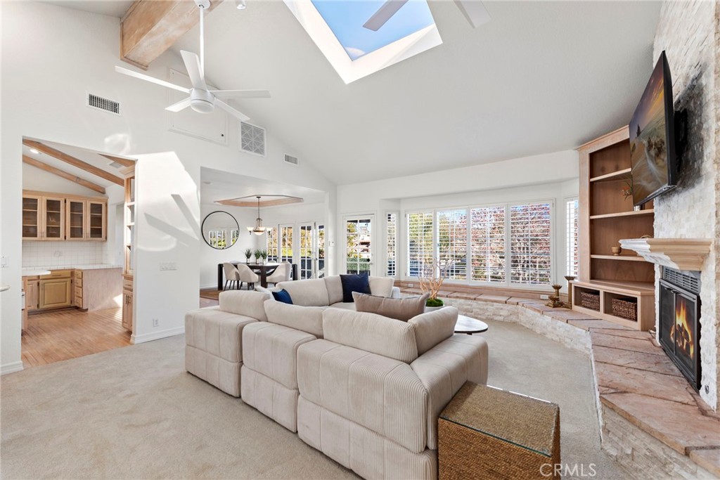Corona del Mar South of PCH (CDMS) - Residential Lease