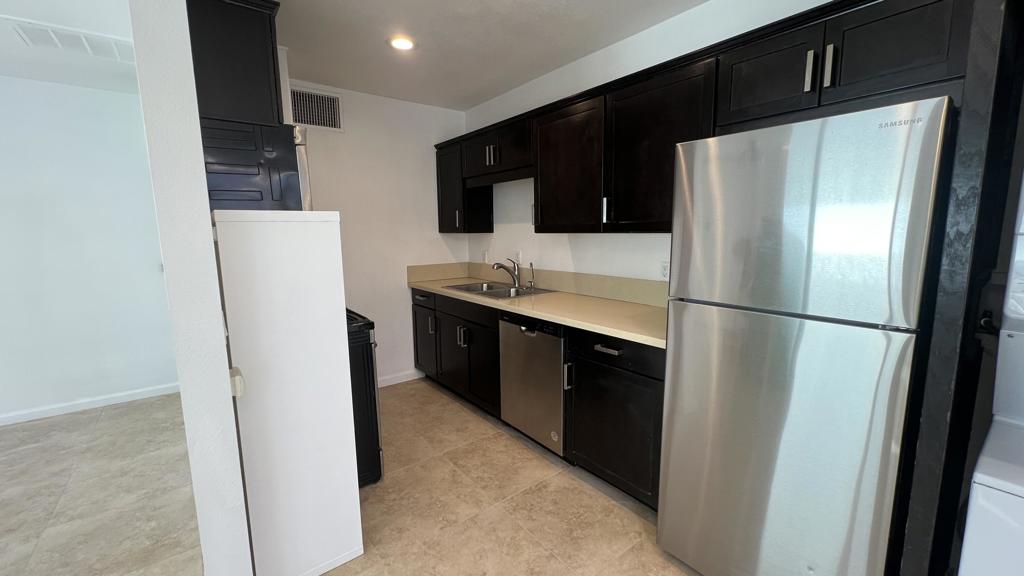 Warm Sands - Residential Lease