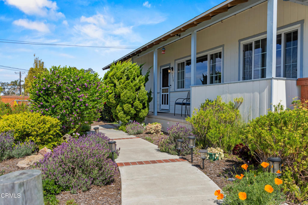 5538 Canalino Drive