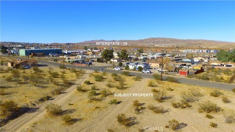 Photo of 42424137 Armory Road, Barstow, CA 92311 (MLS # HD26085472)