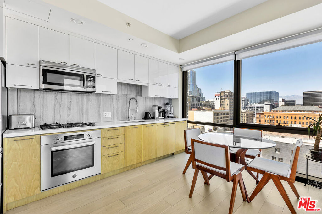 400 S Broadway 1001