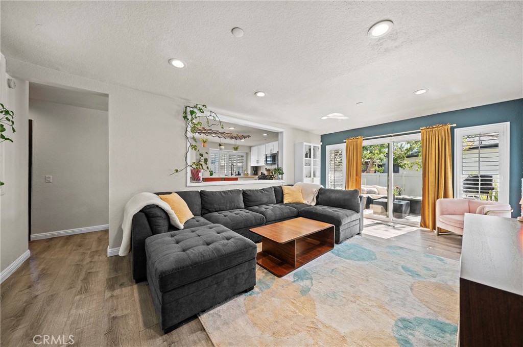 148 S Seneca Circle 24