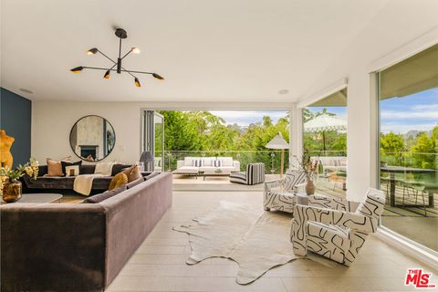 Photo of 279 Mabery Road, Santa Monica, CA 90402 (MLS # 26772913)