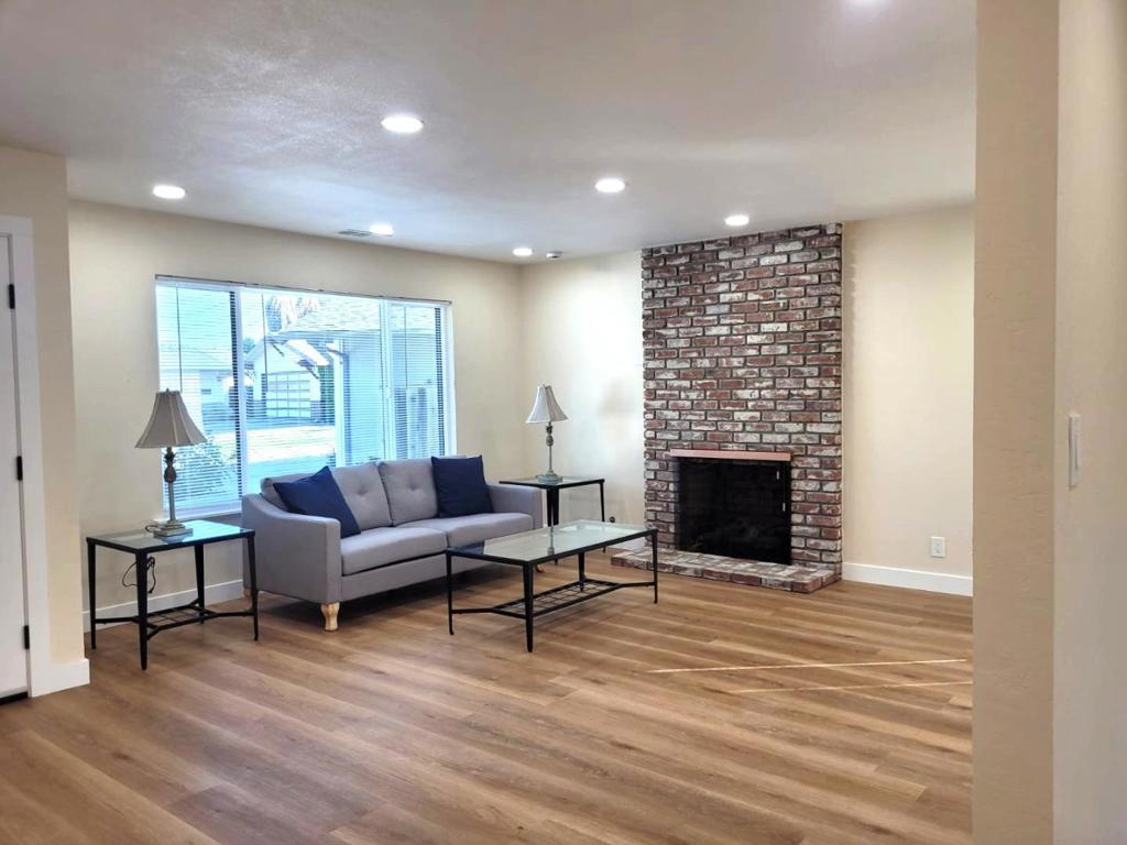 315 Colleen Court