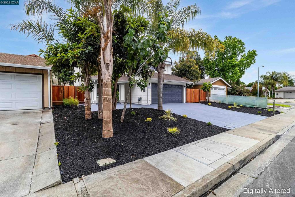 2244 Grouse Way