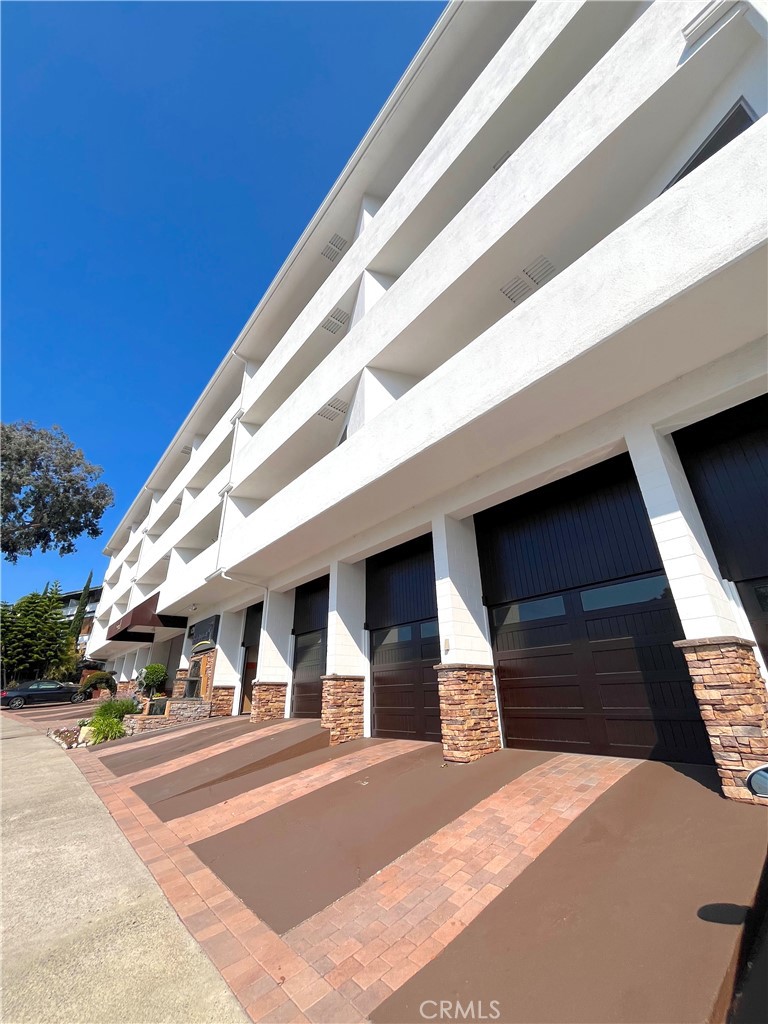 The Village (VIL) - Residential Lease