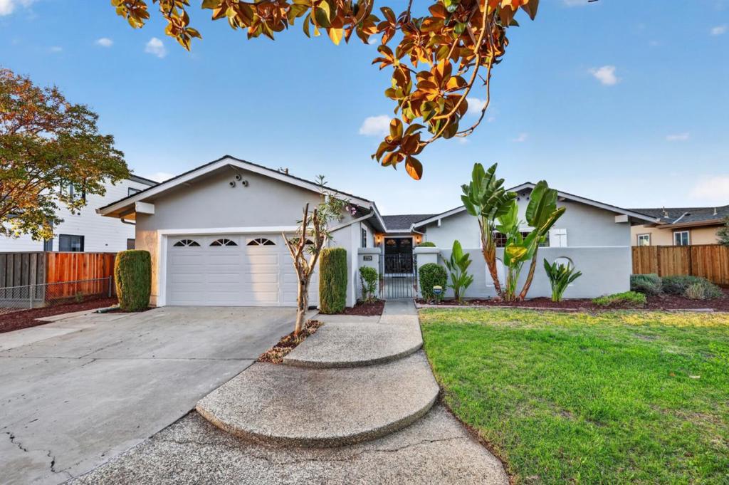2729 Los Altos Drive