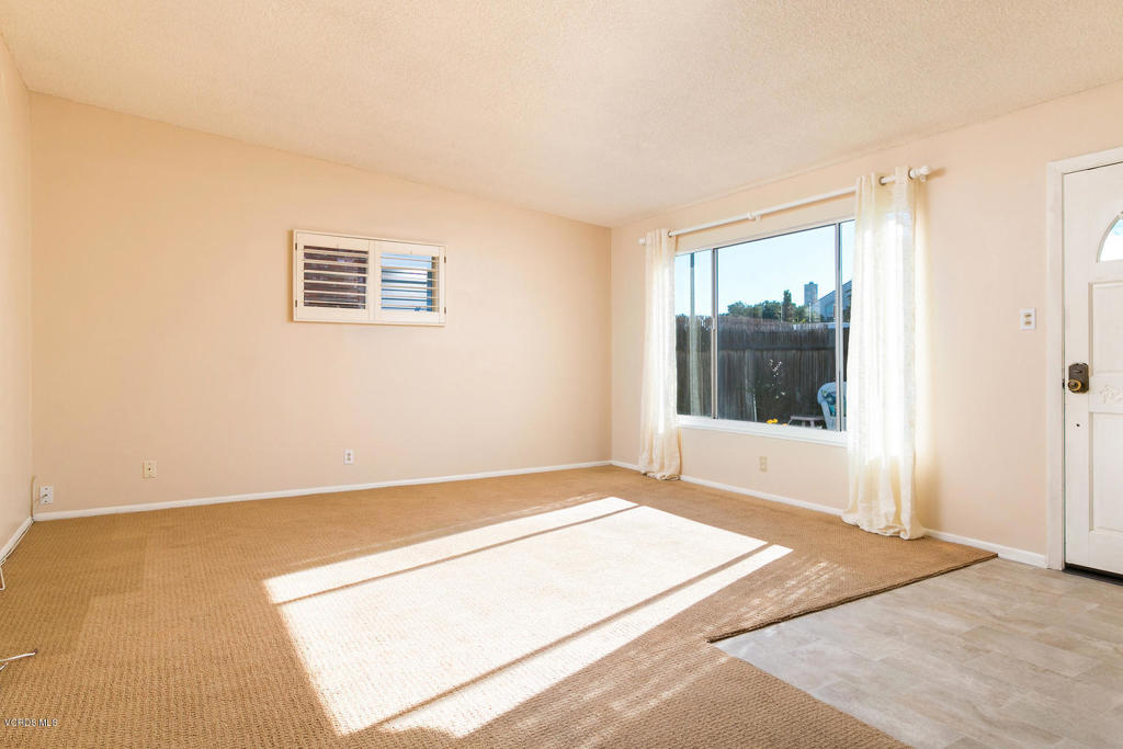 Pierpont/Ocean Front - 0276 - Residential