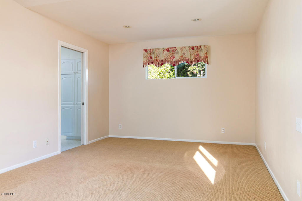 Pierpont/Ocean Front - 0276 - Residential