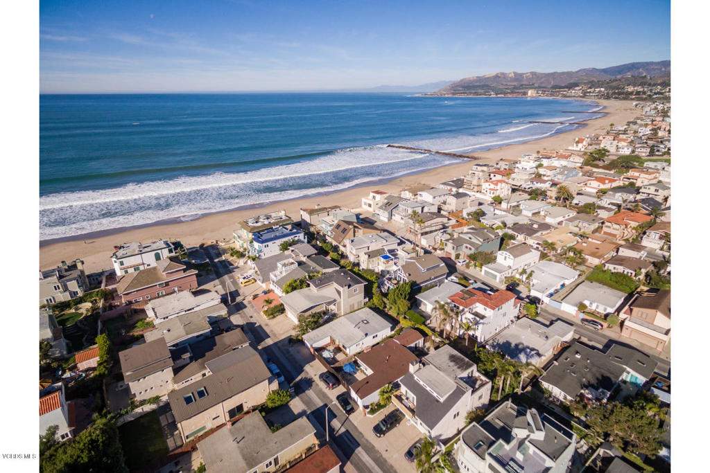 Pierpont/Ocean Front - 0276 - Residential