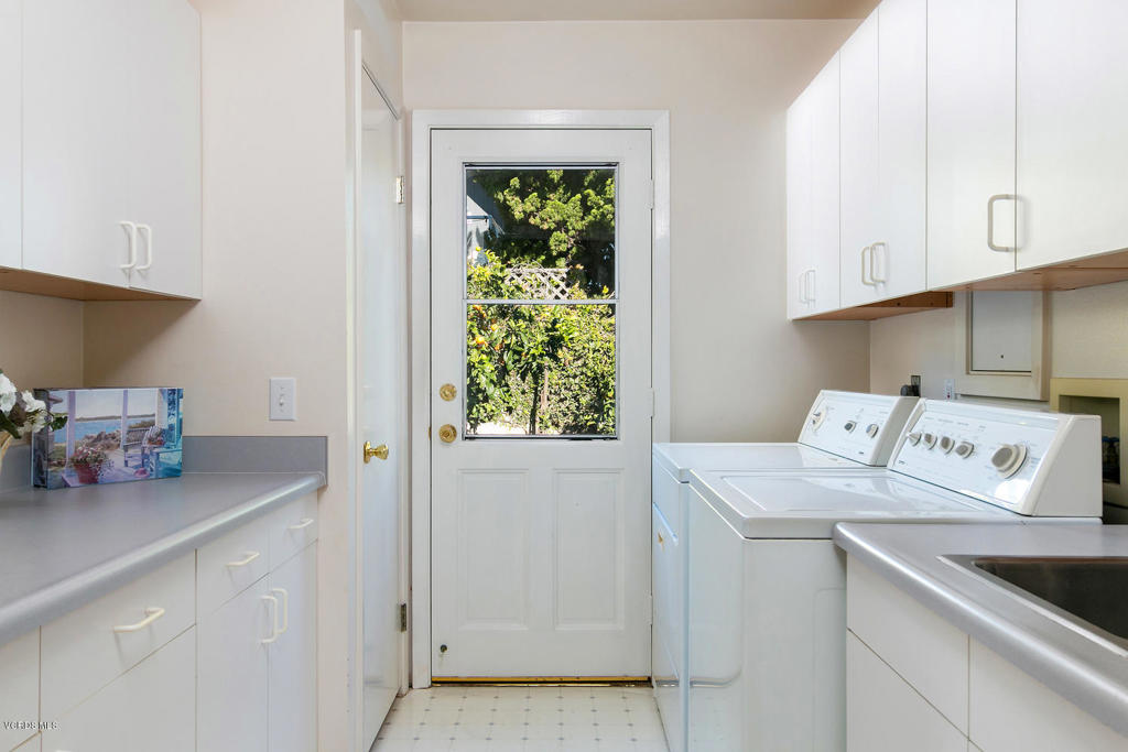 Pierpont/Ocean Front - 0276 - Residential