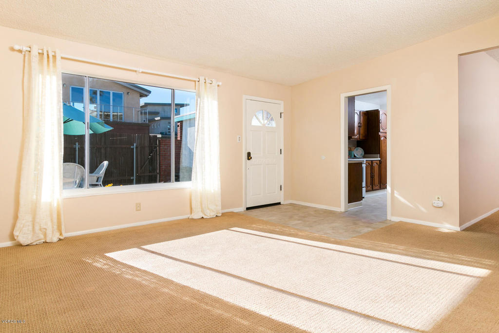 Pierpont/Ocean Front - 0276 - Residential