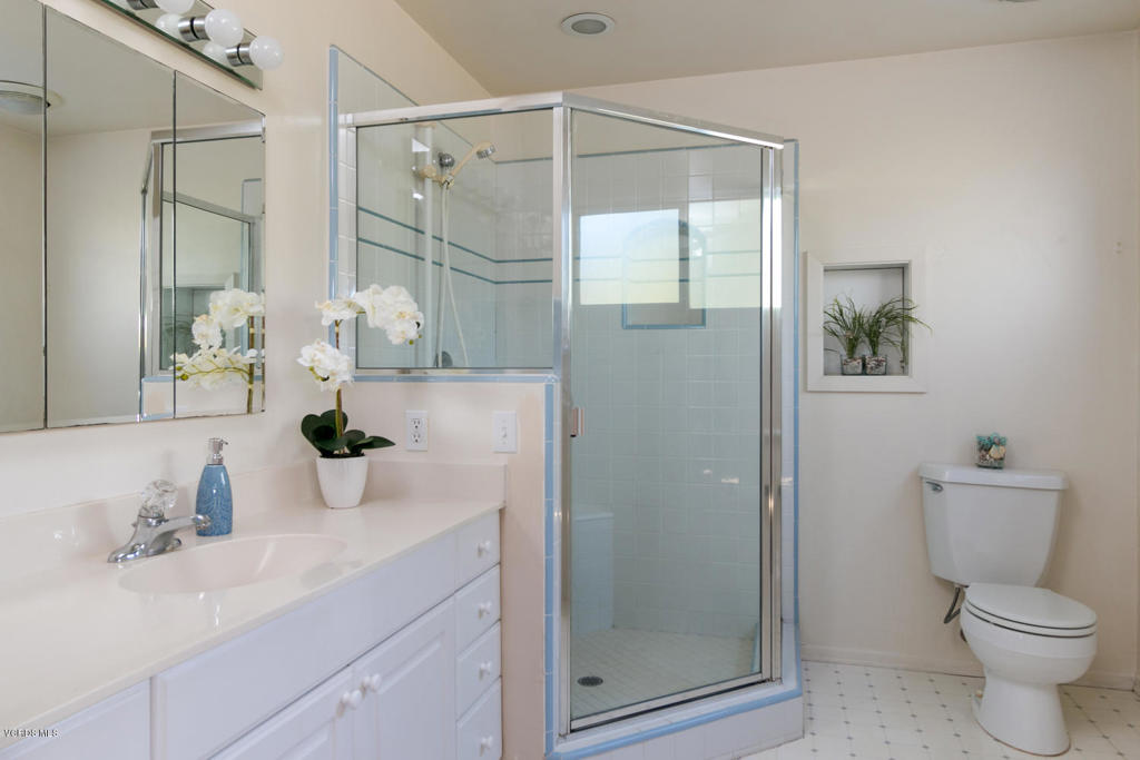 Pierpont/Ocean Front - 0276 - Residential