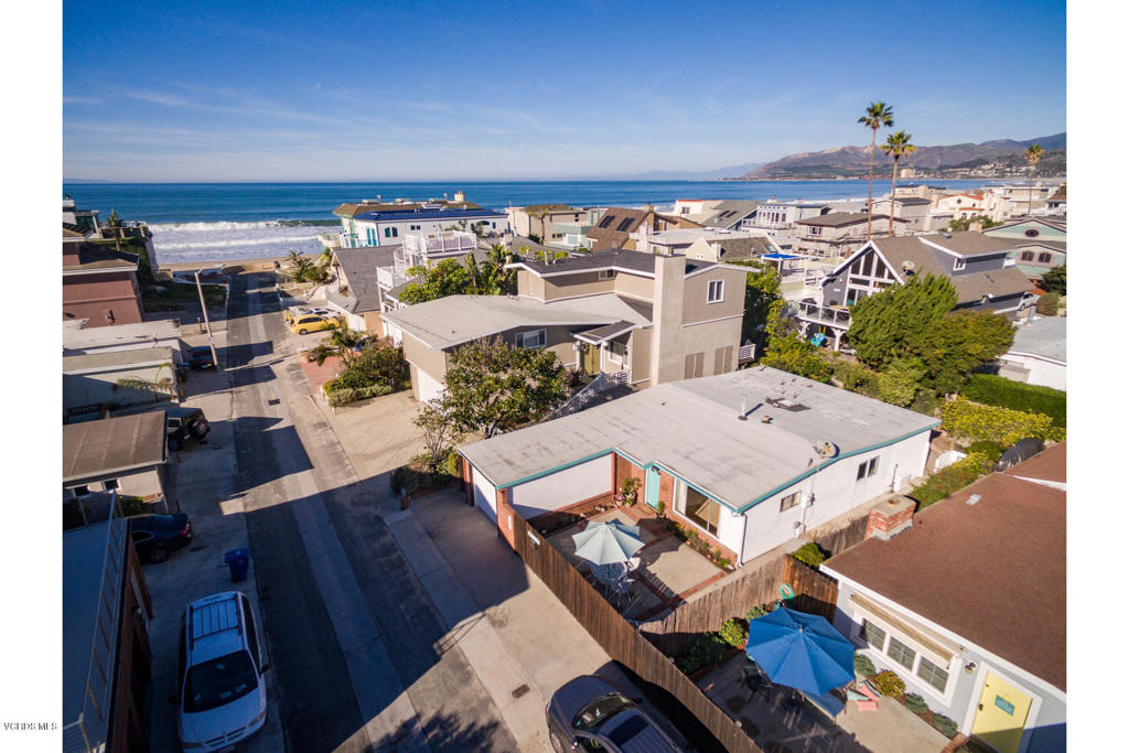 Pierpont/Ocean Front - 0276 - Residential
