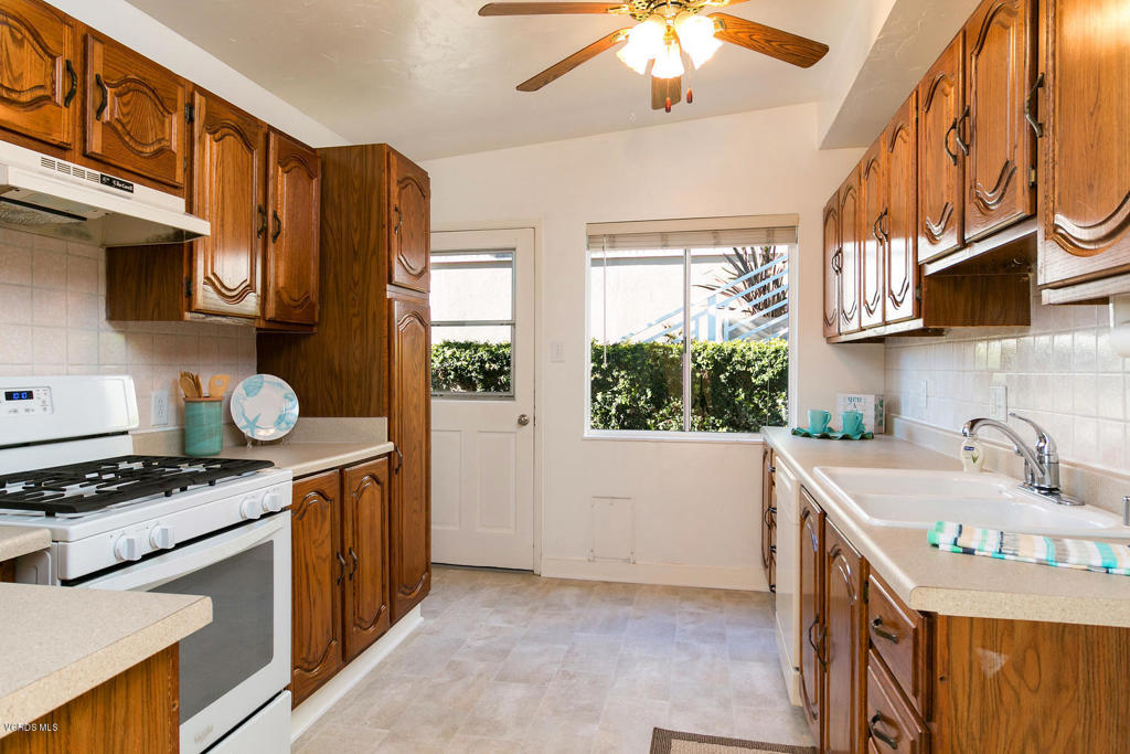 Pierpont/Ocean Front - 0276 - Residential