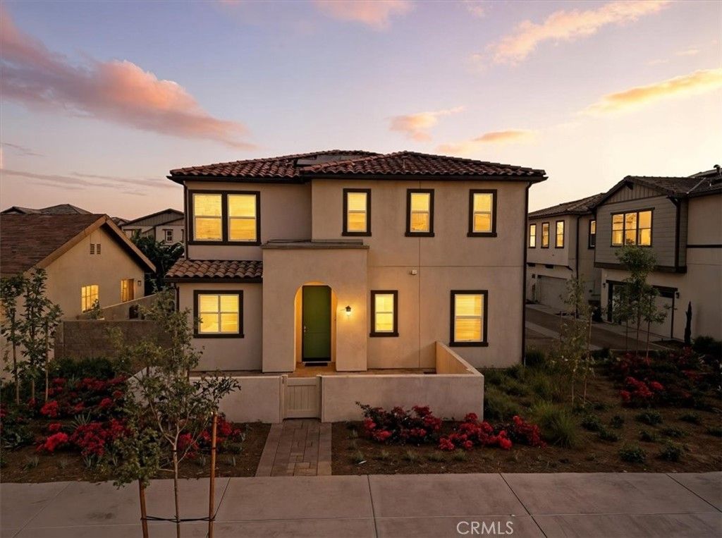 Photo of 413 E 220th St. St, Carson, CA 90745 (MLS # IV25239725)