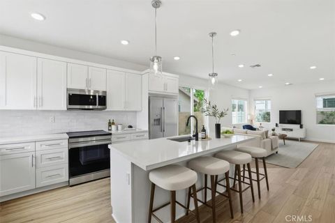 Tiny photo for 413 E 220th St. St, Carson, CA 90745 (MLS # IV25239725)
