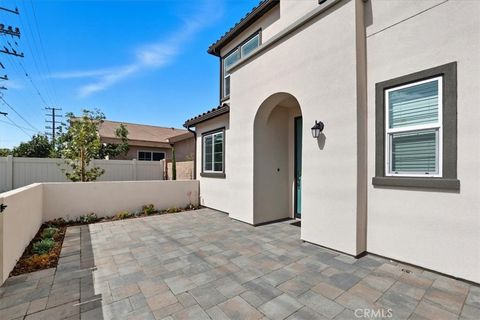 Tiny photo for 413 E 220th St. St, Carson, CA 90745 (MLS # IV25239725)