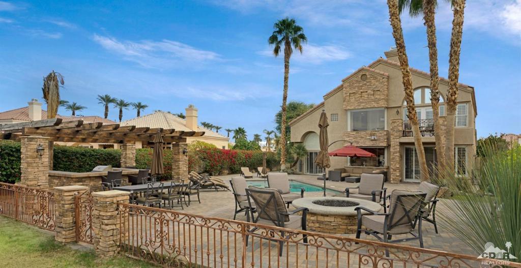 La Quinta Fairways - Residential