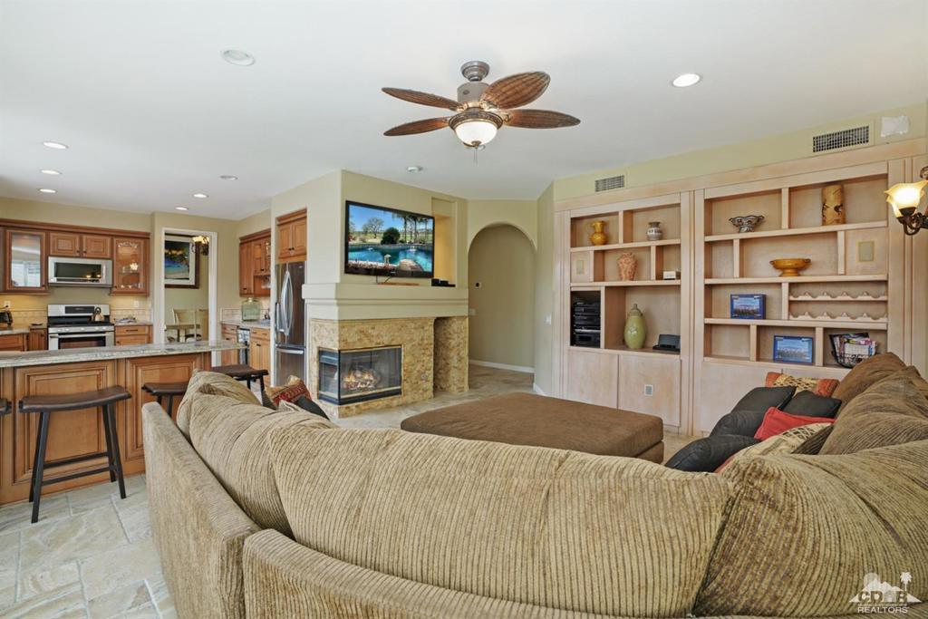 La Quinta Fairways - Residential